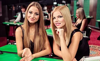 Hỗ trợ khách hàng 24/7 vua88